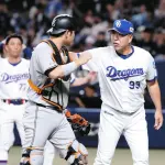 【朗報】名将井上一樹、阿部慎之助と大城に謝罪