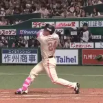 SB栗原 .293(5位) 10本(1位タイ) 27打点(1位) OPS.953(2位)