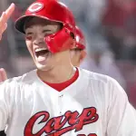 カープ中村奨成、1号場外ホームラン！朝山クリニック後に2軍で今季初アーチ「取り返したい」