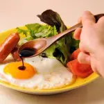 【悲報】目玉焼きに醤油派さん、ガチで異端者だったwwwwwwwwww