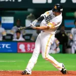【悲報】ソフトバンク柳田、2000本安打も300本塁打もピンチｗｗｗ