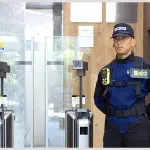 【悲報】ALSOK警備員さん、ATMから1.3億円を盗んで「人生どうでもよくなった」と供述してしまうｗｗｗｗｗｗｗｗｗｗ