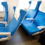 【悲報】新幹線や飛行機で椅子倒す時って後ろの人に確認した方がええんか？ｗｗｗｗｗｗｗｗｗｗ