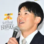 【ソフトバンク】山本祐大が入団会見→即スタメンマスク「切り替えの時間が短くてよかった」