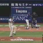 ＤｅＮＡ　ルイーズが危険球退場　龍空に頭部死球