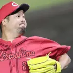 カープ中﨑翔太、球団初100セーブ＆100ホールド達成！修羅場くぐり抜けた男に輝く勲章