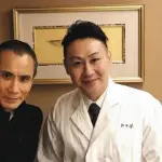 【悲報】片岡鶴太郎さん(71)、菜食で極限まで鍛えた"筋肉ボディ"を披露した結果ｗｗｗｗｗｗｗｗｗｗ