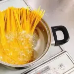 パスタ茹でるとき塩入れるやつｗｗｗｗｗｗｗｗｗｗｗｗｗｗｗｗ