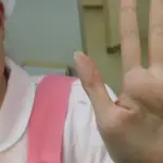 【悲報】男をビンタした女さん、ビンタやり返されて吹っ飛んでしまうwwwwwwwwww