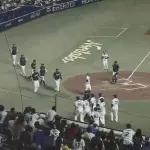 中日－ヤクルトが警告試合に　ボスラー死球で一触即発　細川は２打席連続死球