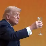 【悲報】中国メディアさん「（トランプが中国の酒）飲んでます！飲んでます！」←これｗｗｗｗｗｗｗｗｗｗ