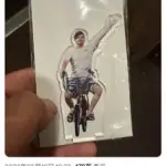 【悲報】撮り鉄に「シネ」と罵声を浴びせられた江ノ電ニキさんのタコス屋、今月末で閉店へ・・・・・・・・・