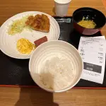 【沖縄】那覇空港にある「ケンミン食堂」とかいう店、コスパがあまりにも良すぎる