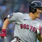 【悲報】吉田正尚さん、守れない走れないキムヘソンだった