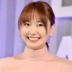 【悲報】ガッキー「代表作はポッキーのCMです」橋本環奈「代表作は銀魂の神楽です」仲間由紀恵「代表作はラピスです」←これ
