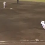 【西武対ロッテ11回戦】ロッテ・池田、落球…