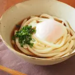 【悲報】ジジイさん「卵アレルギーだから温玉抜いてくれ」ｗｗｗｗｗｗｗｗｗｗ