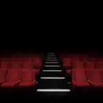 【朗報】（ヽ´ん`）「いい映画は母親と一緒に観て思い出を作るべき」