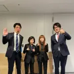 【悲報】双子女芸人さん、男性ファンの行動に「触らないで下さい」と苦言・・・・・・・・・