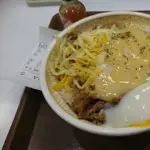 【画像】とろ～り三種のチーズ牛丼+温玉付き