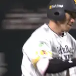 柳田悠岐、王貞治レガシーデーに勝ち越し2ランを決める