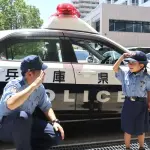【衝撃】指名手配犯さん「人殺した」警察「話噛み合わんし家帰れ」→ガチで殺してて消える・・・・・・・・・