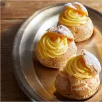 【悲報】シュークリームさん、食べにくいし大して美味くないのに売れまくるｗｗｗｗｗｗｗｗｗｗ