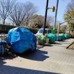 【困惑】ホームレスさんって働いてないのにどうやって飲み食いしてんの？・・・・・・・・・