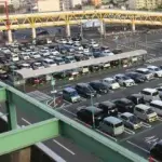 【悲報】スーパーで77歳女性さんが77歳女性さんを跳ね、65歳男性さんが運転を代わった結果・・・・・・・・・