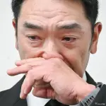 【悲報】有識者「阿部慎之助の娘を見てると痴漢冤罪で社会的抹殺された男性が量産される理由がわかる」