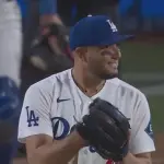 ドジャースが今季最多タイ１５得点圧勝で４連勝も…大谷翔平が右手に死球直撃で今季初の途中交代　登板前日に“不運”　不調ベッツは９年ぶり４番で２発の大暴れ