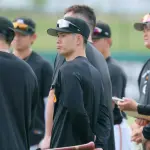 【巨人】昨日怠慢プレーの若林、２軍合流www