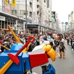【悲報】大阪のコスプレイベントさん、スカートの中を狙うローアングル撮影被害が相次ぐ・・・・・・・・・