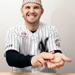(ヽ´ん｀)「ほいよ、加熱用サーモンがうんめぇ寿司に様変わり」