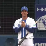 DeNA石田裕太郎、アイドルを前に笑顔を隠し切れないwww