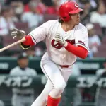 【祝】カープ鈴木健矢、プロ初ヒット＆初タイムリー！自援護で先制打！！