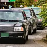 タクシー会社「未経験歓迎。50代からでも始められる。月収例60万円」　←この求人に人が群がらない理由