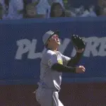 【ロッテ対阪神2回戦】阪神・森下翔太、お手玉…