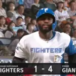 【日本ハム対巨人2回戦】日本ハム・カストロ、巨人・高梨から第７号ソロホームラン！３点差に迫る！！！！！！！！！！！！！！