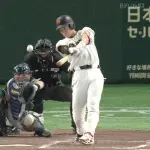 松本剛、左中間真っ二つのタイムリーツーベース!
