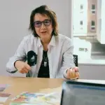 【悲報】80年代音楽業界「アニソンなんか歌ってると終わるぞ」・・・・・・・・・