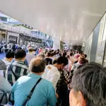 【悲報】クソ暑いのにマスクつけてる奴・・・・・・・・・