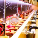 【悲報】43歳無職さん、回転寿司に洗剤かけてSNSに上げて逮捕される・・・・・・・・・