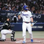 中日・井上監督、「ちょっと考えます」3三振で10打席連続無安打のボスラー起用法とサノー＆岡林の昇格に言及
