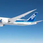 【悲報】CAのお尻を触ったANAの機長さん「仲良くなりたくてお尻触った」・・・・・・・・・
