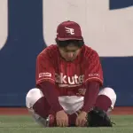 楽天・佐藤直樹、いじけるｗｗｗｗ　大活躍だったのに7-0を追いつかれる