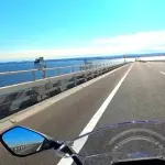 【動画】バイク乗りさん「赤信号ちんたら歩いてる女さんムカつくわ、せや」ｗｗｗｗｗｗｗｗｗｗ