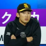 ソフトバンク・山本祐大「左有鉤骨疲労骨折」で6日に登録抹消　セ・リーグ熟知、引き続き1軍同行