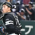 山本祐大、左有鈎骨の疲労骨折