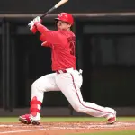 坂倉(28) 打率.269(182-49) 7本 34打点 出塁率.359 OPS.815 得点圏.386